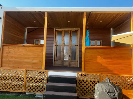 Leaf Trailer House Отели рядом с достопримечательностью «Mt. Tawara»