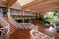 Coco Reef Resort & Spa Hotels in Bon Accord
