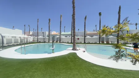 ON City Resort All Inclusive Prime Отели в г. Маталасканьяс