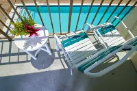 The Bay Resort - Pools