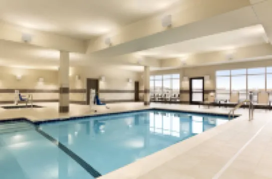 Courtyard St Paul Woodbury