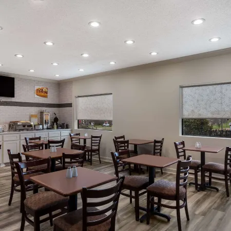 Quality Inn & Suites Pearl-Jackson