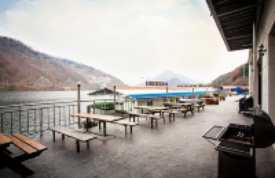 加平海豚度假村