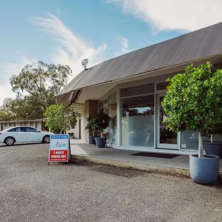 Artesian Spa Motel
