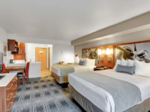 Best Western Plus Navigator Inn  Suites Hotels in Everett