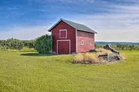 Finger Lakes Farm Retreat Walk to Wineries!