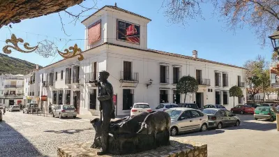 ホテル ポサダ デ バルデスフレ