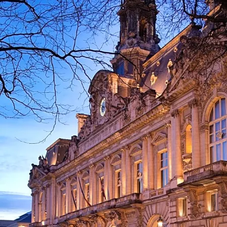 Hôtel & Spa Oceania l'Univers Tours