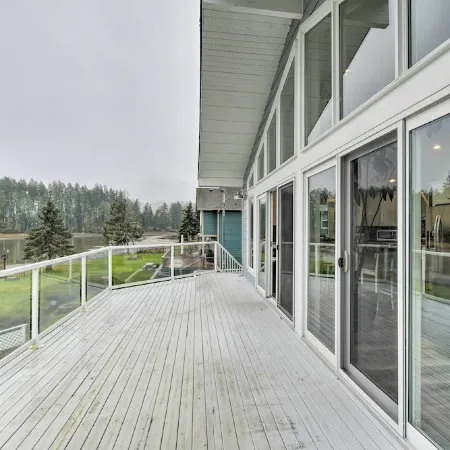 Scenic & Spacious Getaway on North Bay w/ Deck!