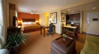 Homewood Suites by Hilton Denver International Airport - Airport Shuttle
