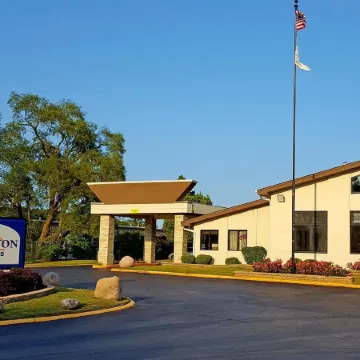 Lexington Inn & Suites NW Chicago Elgin