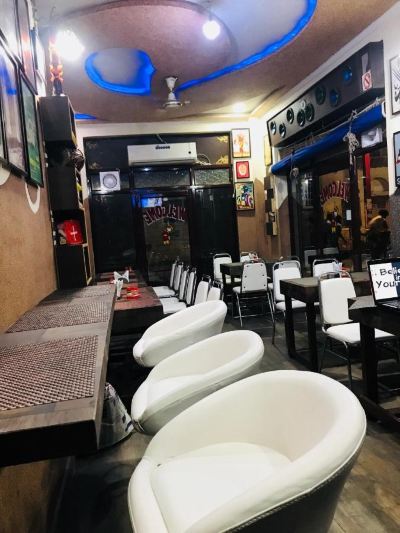 共有エリア ラッキー レストラン＆ゲストハウスの写真