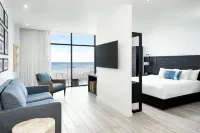 Wave Resort Các khách sạn ở Long Branch