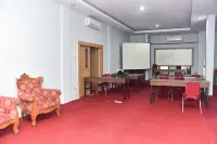 RedDoorz Near Universitas Muhammadiyah Makassar Hotels in Rappocini