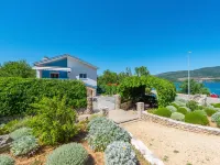 Milka Hotels in Pridraga