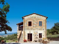 Val d'Orcia Hotels in Radicofani