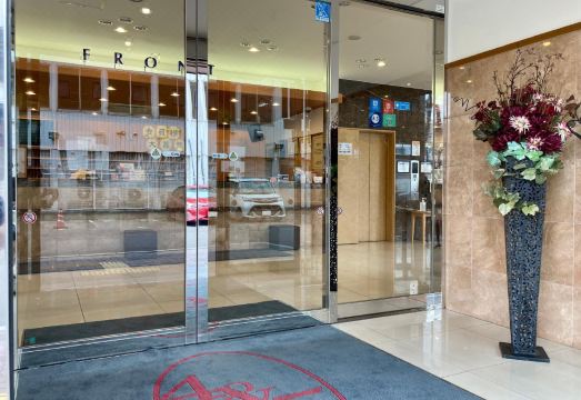 토요코인 객실 내부의 깔끔한 모습