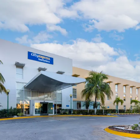City Express by Marriott Playa Del Carmen