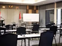 Mahima Hotel Hotels in West Semarang