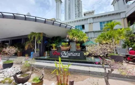 Hotel PEN Mutiara