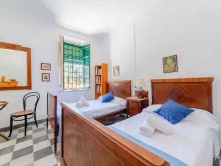 Virgen de las Angustias Отели в г. Вера