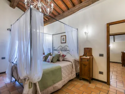 Rosa Hotel dekat Castello di Castagneto Carducci