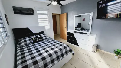 Cozy and Modern Apartment Black & White with Jacuzzi on Terrace