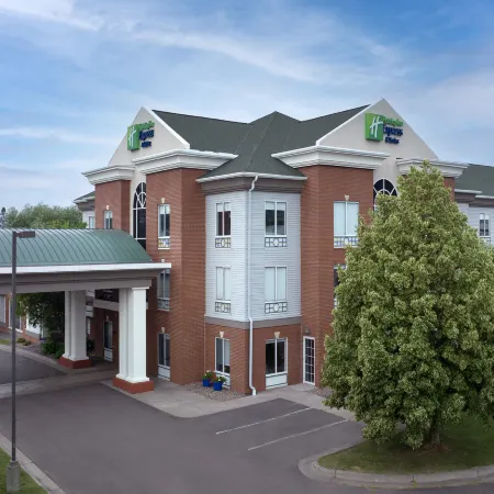 Holiday Inn Express & Suites SUPERIOR - DULUTH AREA by IHG