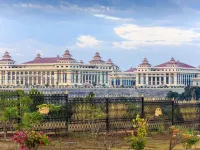 The Lake Garden Hotel Nay Pyi Taw - MGallery Collection - Pools
