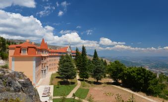 Pousada da Serra da Estrela – Historic Hotel