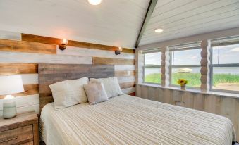 Lakefront Motley Cabin w/ Private Deck + Dock!