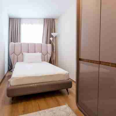 Modern Flat 5 Min to Metro and Maltepe Coast Rooms