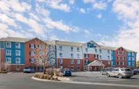Extended Stay America Select Suites - Denver - Aurora Hotels near Trunk Nouveau
