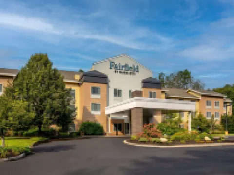 Fairfield Inn & Suites Brunswick Freeport Hotels in Brunswick