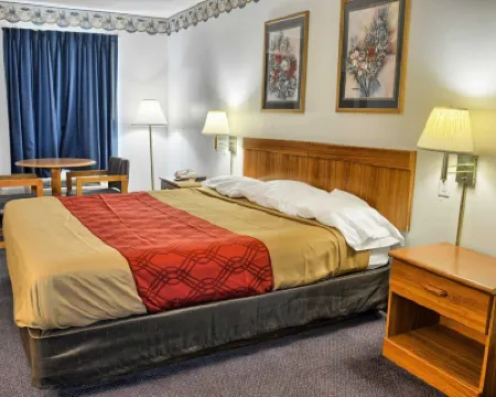 이코노 로지 루더글렌  호텔