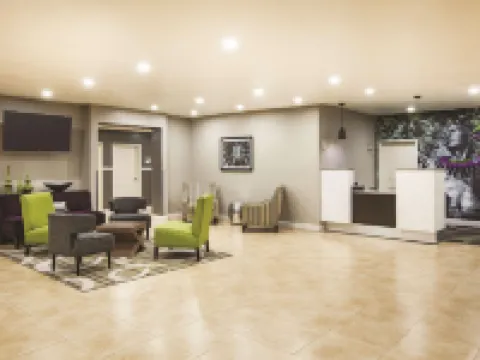 La Quinta Inn & Suites by Wyndham Ada Hotels in Ada