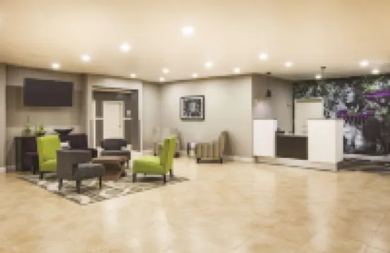 La Quinta Inn & Suites by Wyndham Ada