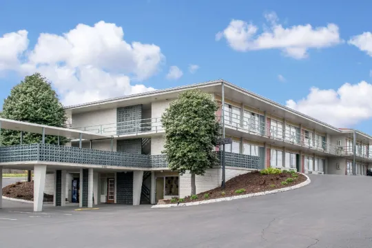 諾克斯堡伊克諾酒店