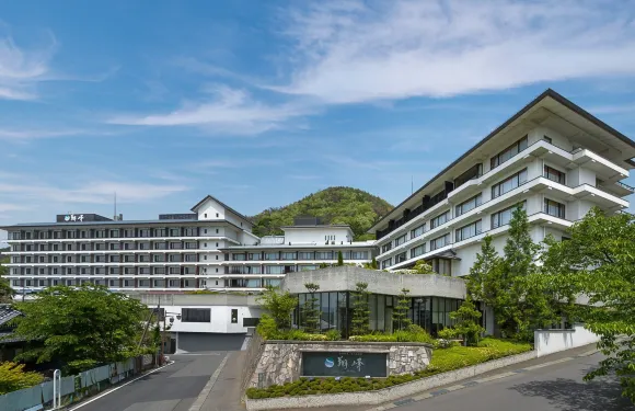 布耶那彼斯特酒店