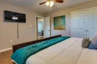 Searcy Vacation Rental w/ Deck & Water Views! - 3-Star