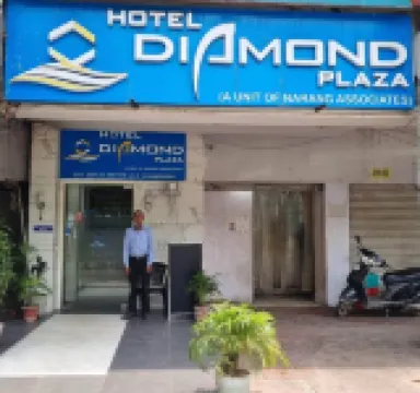Hotel Diamond Plaza Hotels near Terraced Garden