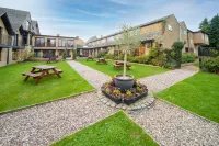 The Holt Hotel Hotels in Deddington