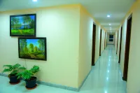 Hotel Housefinch Residency Hotels in Meenakunte