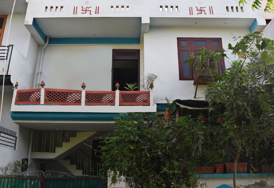 The Midas Guest House - Housity