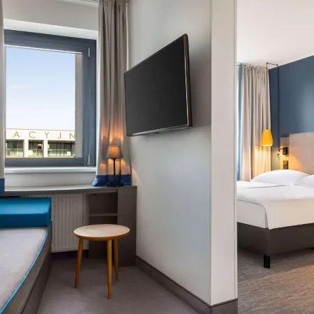Vienna House Easy by Wyndham Cracow Отели рядом с достопримечательностью «Польский музей авиации»