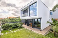 Cristiano Ronaldo Airport View โรงแรมใน