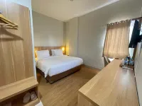 Widari Hotel Toko Aho Mitra 주변 호텔