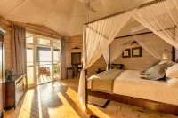 Komandoo Island Resort & Spa