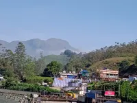 Hotel Munnar Central ムンナルのホテル