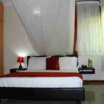 Signature Hotel Apartments Rooms